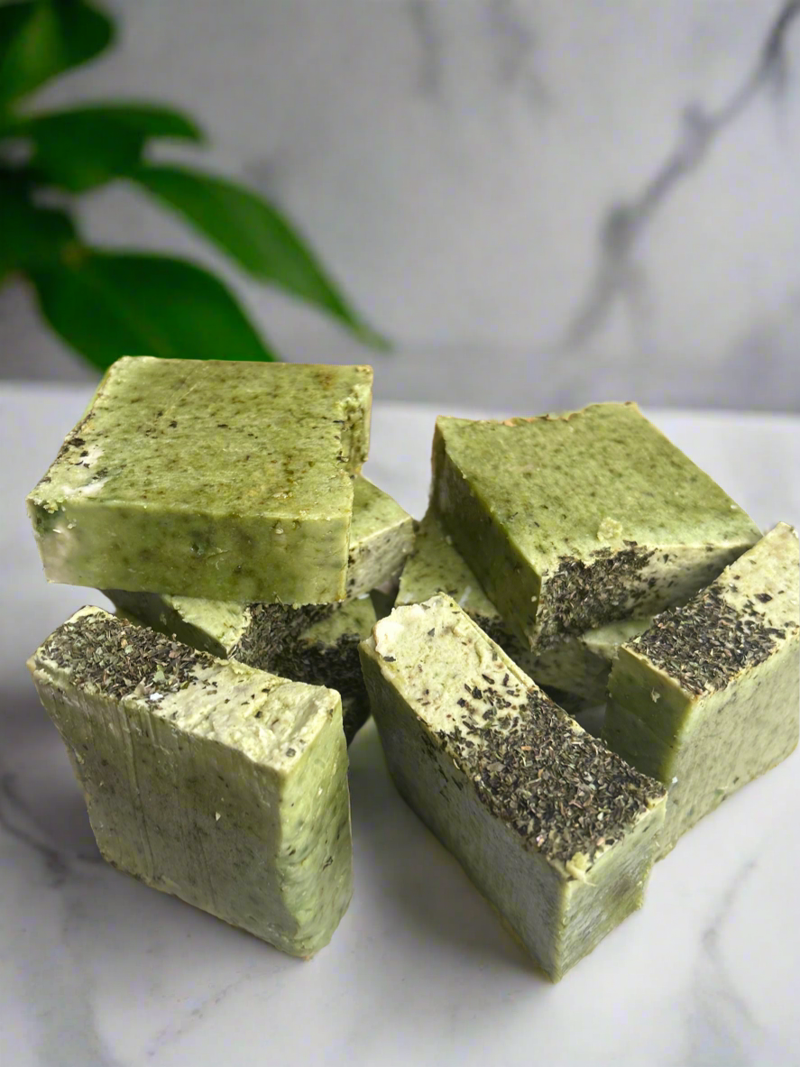 Aleo Vera, Cucumber & Green Tea Clarifying Soap
